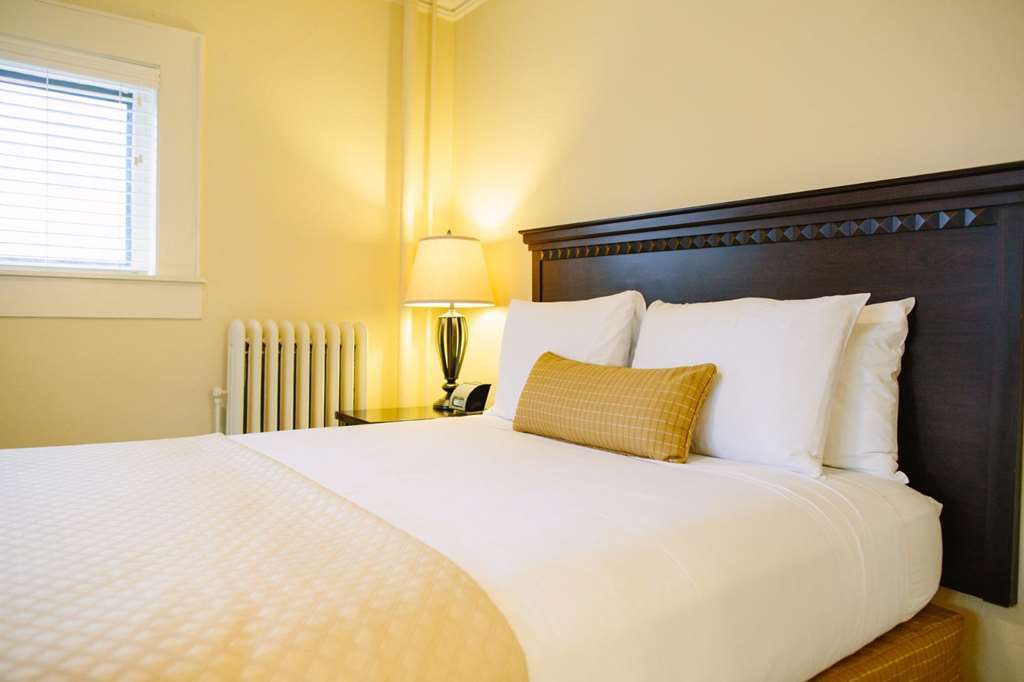 The Plaza Hotel - Мілвокі Номер фото
